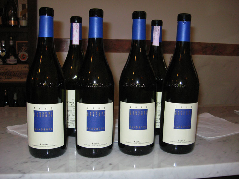 Bottiglie di barolo "Cannubi Boschis" Sandrone 2003, 2001, 2000, 1999